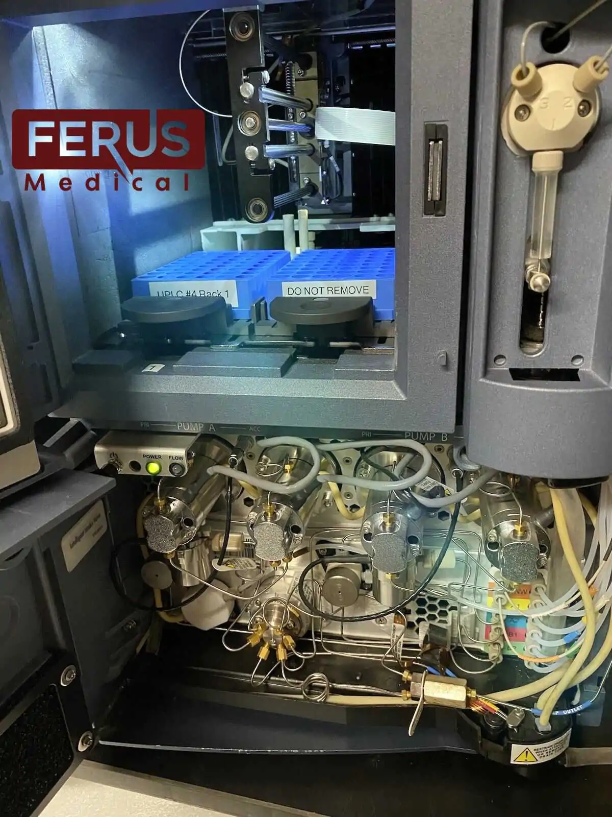 Waters Acquity UPLC Waters SQD 2 and PDA Detector BSM Sample Manager - Image 10